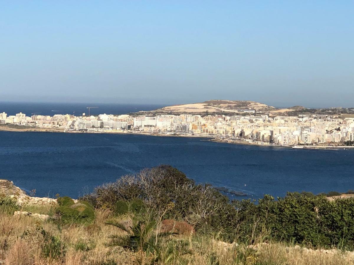 Modern Apartment With Sea View Mellieħa Exteriör bild