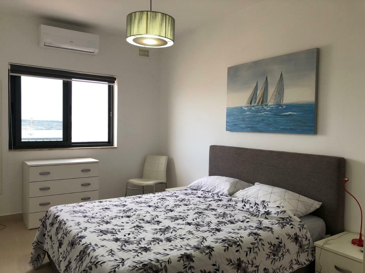 Modern Apartment With Sea View Mellieħa Exteriör bild
