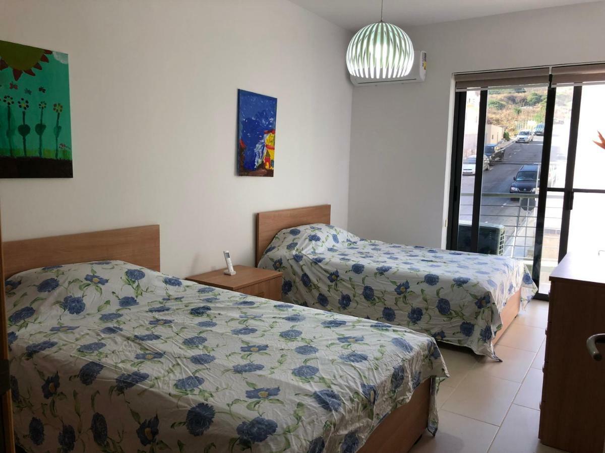 Modern Apartment With Sea View Mellieħa Exteriör bild